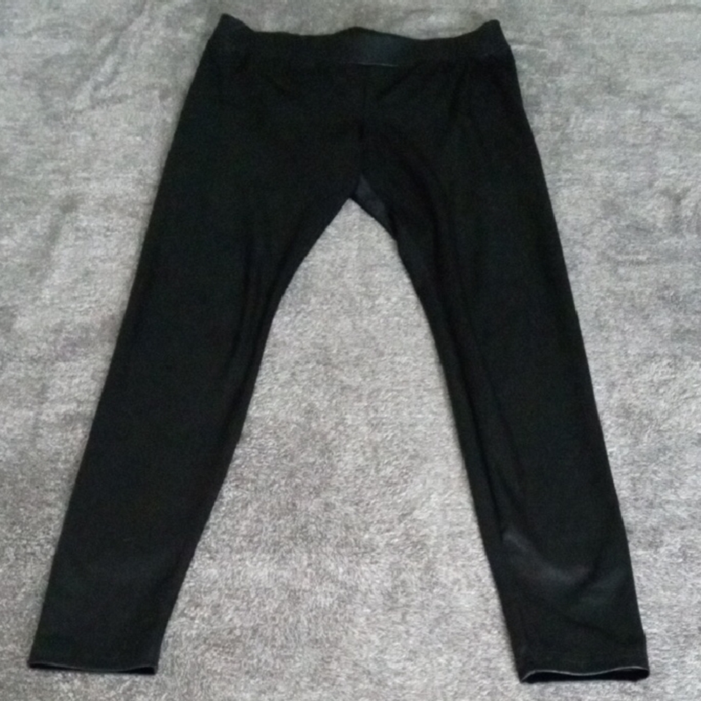Juicy Couture coated leggings